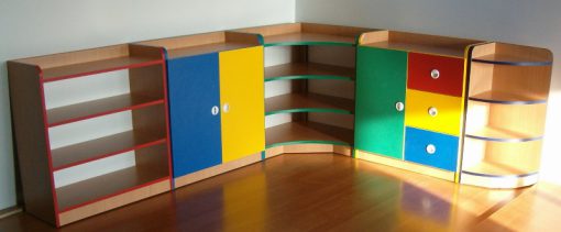 Zestaw mebli przedszkolnych narożnych Z21 80h x 240/40 x 200/40